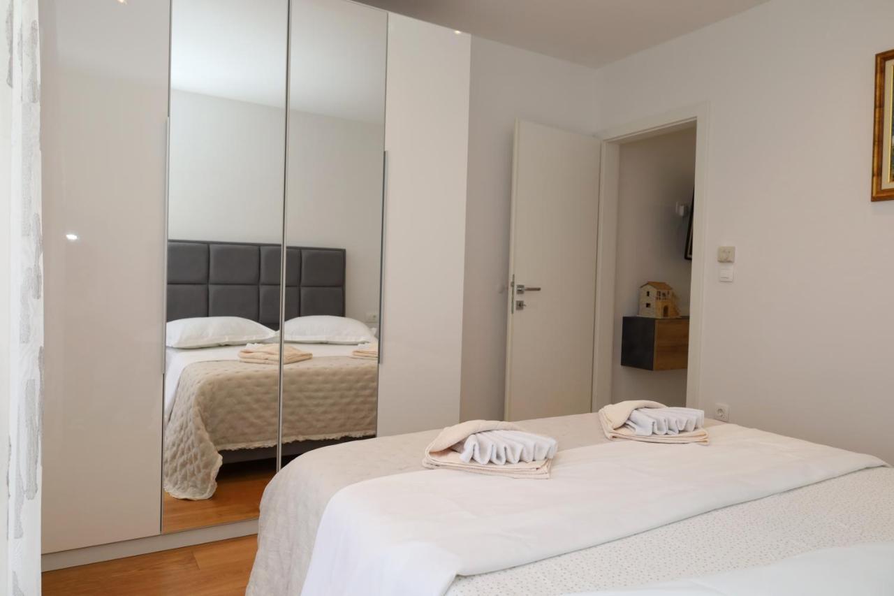 Dalmata D Apartamento Podstrana Exterior foto