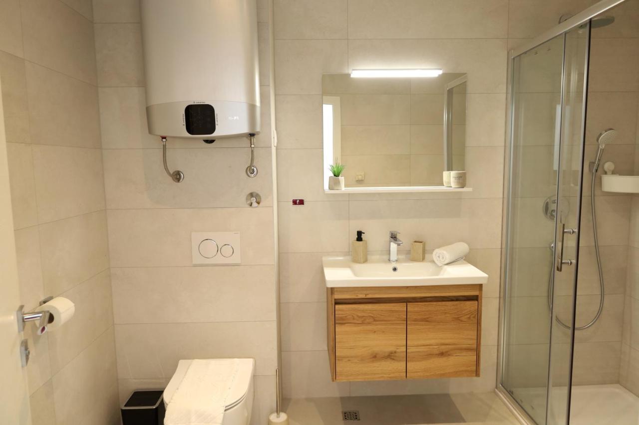 Dalmata D Apartamento Podstrana Exterior foto